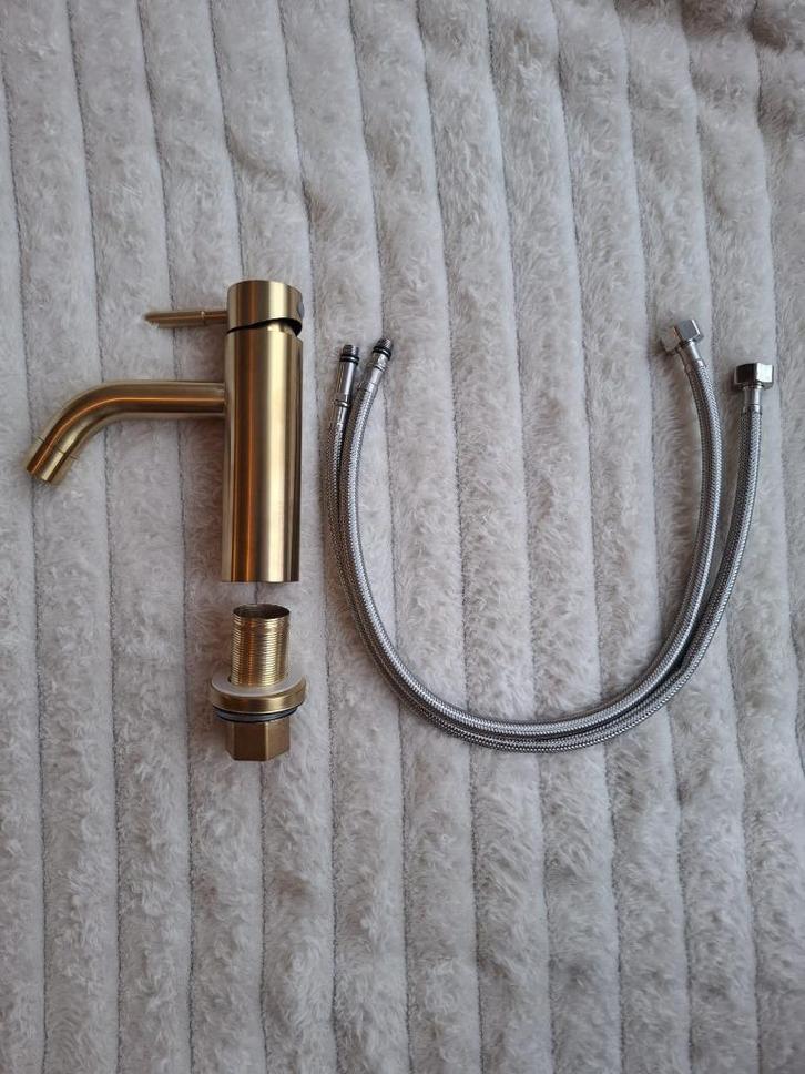Lage kraan GOUD of ZWART RVS gloednieuw, Huis en Inrichting, Keuken | Keukenelementen, Nieuw, Minder dan 100 cm, Minder dan 50 cm
