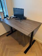 Bureau - In hoogte verstelbaar, Huis en Inrichting, Bureaus, Ophalen, Elektrisch, Zo goed als nieuw, Bureau