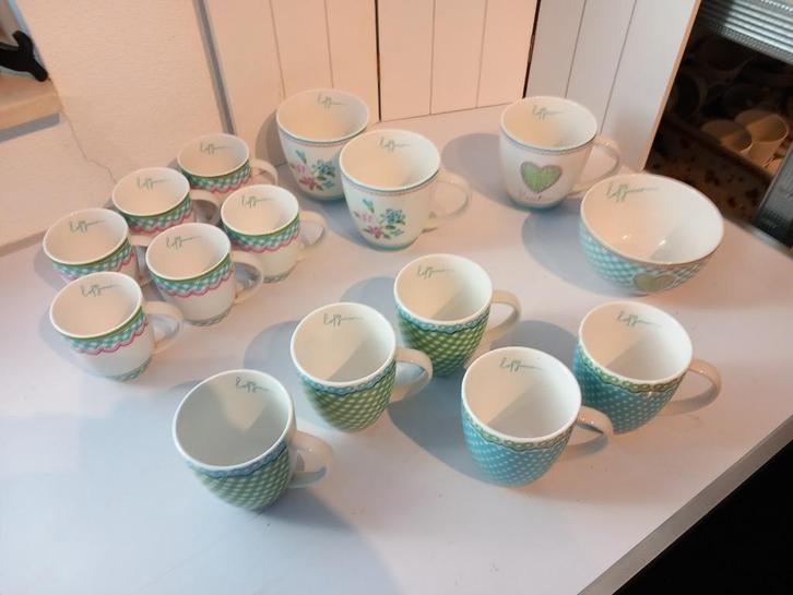 Lof jouw servies, Huis en Inrichting, Keuken | Servies, Zo goed als nieuw, Overige typen, Overige stijlen, Porselein, Ophalen of Verzenden