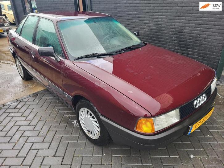 Audi 80 1.8 4drs stuurbekr, Auto's, Oldtimers, Bedrijf, Te koop, Metallic lak, Trekhaak, Audi, Benzine, Sedan, Handgeschakeld
