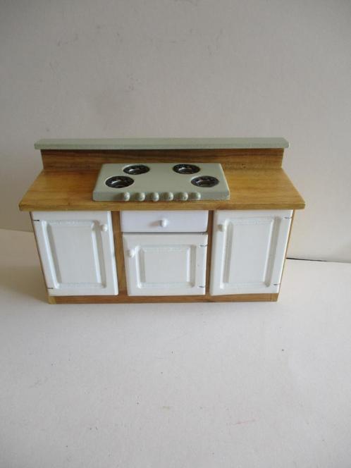 poppenhuis keukenblokje, Verzamelen, Poppenhuizen en Toebehoren, Zo goed als nieuw, Decoratie, Ophalen of Verzenden