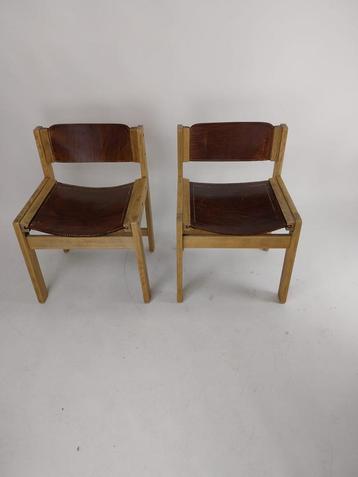 Brutalistische Eetkamerstoelen, jaren '70, Set van 2 beschikbaar voor biedingen