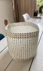 IKEA Mand met Stippen en leren ophanglus, Overige materialen, Mand, Rond, Ophalen of Verzenden