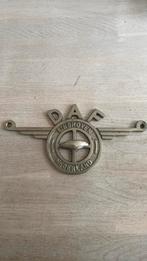 VINTAGE RADIATOR TRUCK EMBLEM / BADGE # DAF EINDHOVEN, Ophalen of Verzenden