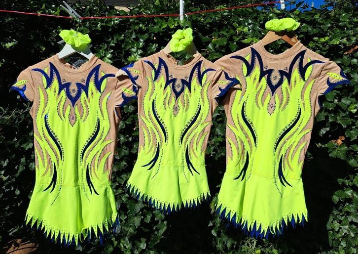acro pakjes trio 128/134 en 2x 158, Sport en Fitness, Turnen, Zo goed als nieuw, Turnpak(je), Ophalen of Verzenden