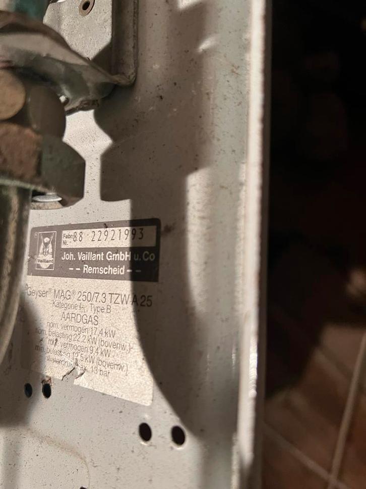 Vaillant Geiser Behuizing & Basisstructuur, Doe-het-zelf en Verbouw, Geisers en Boilers, Gebruikt, Geiser, Aardgas, Onbekend, Ophalen