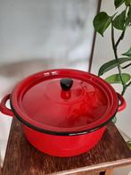 Vintage retro emaille pan rood 22 cm, Huis en Inrichting, Keuken | Potten en Pannen, Ophalen of Verzenden, Zo goed als nieuw, Overige materialen