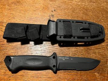 Gerber LMF II Infantry survivalmes  beschikbaar voor biedingen
