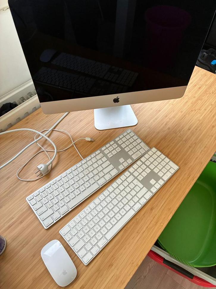 Imac 21,5 inch zie beschrijving, Computers en Software, Apple Desktops, Gebruikt, iMac, SSD, 3 tot 4 Ghz, 16 GB, Ophalen