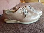 Nette Durea schoenen maat 6.5 K, Durea, Beige, Ophalen of Verzenden, Sneakers of Gympen