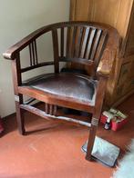 Vintage stevige en comfortabele houten stoel, Huis en Inrichting, Stoelen, Ophalen, Gebruikt, Bruin, Eén