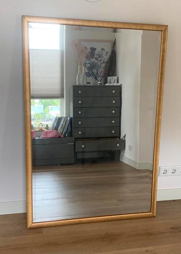 Spiegel 126x86 beschikbaar voor biedingen