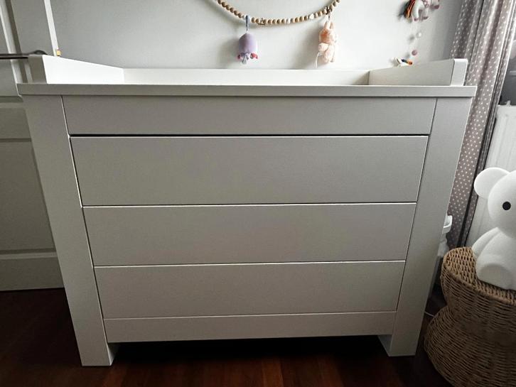 Mat witte Commode, Kinderen en Baby's, Kinderkamer | Commodes en Kasten, Gebruikt, 90 tot 105 cm, 100 cm of meer, 50 tot 70 cm