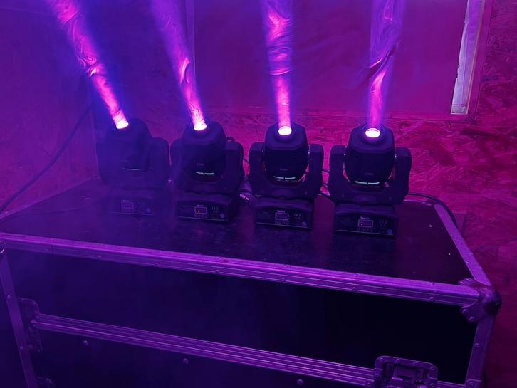 4x movinghead, Muziek en Instrumenten, Licht en Laser, Zo goed als nieuw, Licht, Ophalen of Verzenden