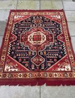 Vintage Rood/Zwart Tapijt, Gebruikt, 100 tot 150 cm, Ophalen of Verzenden, 150 tot 200 cm