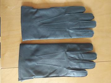 Leren heren handschoenen. beschikbaar voor biedingen
