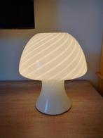 Vintage wit glazen Murano mushroom tafellamp, Minder dan 50 cm, Glas, Zo goed als nieuw, Ophalen