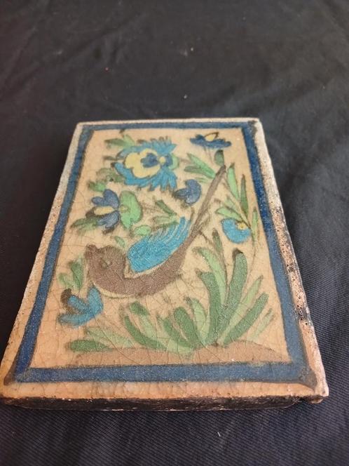 Oude Perzische Tegel Vogelmotief, Antiek en Kunst, Antiek | Wandborden en Tegels, Ophalen of Verzenden