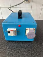 Zware voeding trafo 28 volt . Dubbel trafo . Weegt 16 kilo ., Hobby en Vrije tijd, Elektronica-componenten, Ophalen of Verzenden