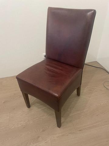 5 stoelen  beschikbaar voor biedingen