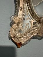 Antieke Venetiaanse spiegel met schade, Antiek en Kunst, Ophalen of Verzenden, Ovaal, Minder dan 50 cm, Minder dan 100 cm