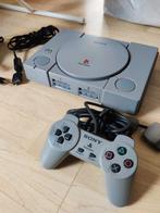 Zeer nette Sony PlayStation 1 met controller scph-5552, Spelcomputers en Games, Spelcomputers | Sony PlayStation 1, Ophalen of Verzenden