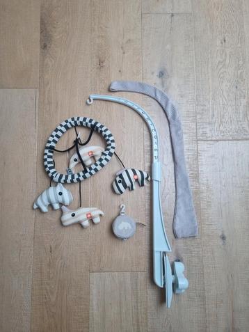 Done By Deer Muziekmobiel Zoopreme. beschikbaar voor biedingen