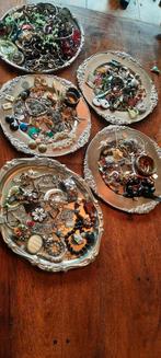 Groot lot sieraden,loop,sloop,reparatie ,antiek en vintage., Ophalen of Verzenden, Overige materialen, Overige typen