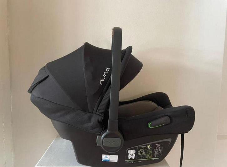 Nuna PIPA Next incl. Easyfix base, Kinderen en Baby's, Autostoeltjes, Zo goed als nieuw, Overige merken, 0 t/m 13 kg, Isofix, Zijbescherming