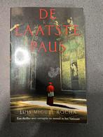 De Laatste Paus - Luis Miguel Rocha, Ophalen of Verzenden, Zo goed als nieuw, Nederland