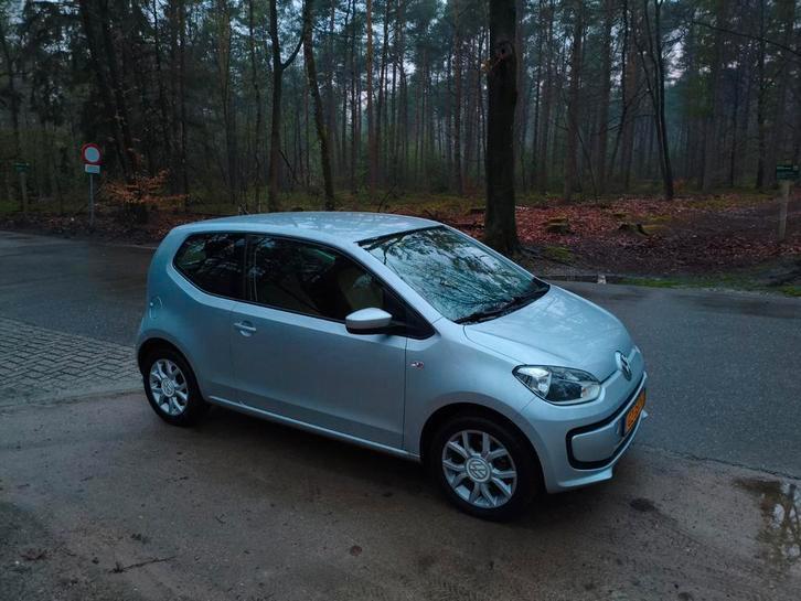 Volkswagen up. Airco/Cruise/Parkeersensoren/, Auto's, Volkswagen, Particulier, up!, ABS, Airbags, Airconditioning, Apple Carplay