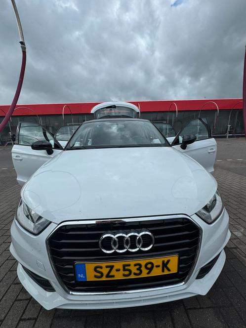 Audi A1 1.0 Tfsi 95pk S Tronic 2018 Wit, Auto's, Audi, Particulier, A1, Airbags, Airconditioning, Apple Carplay, Bluetooth, Cruise Control