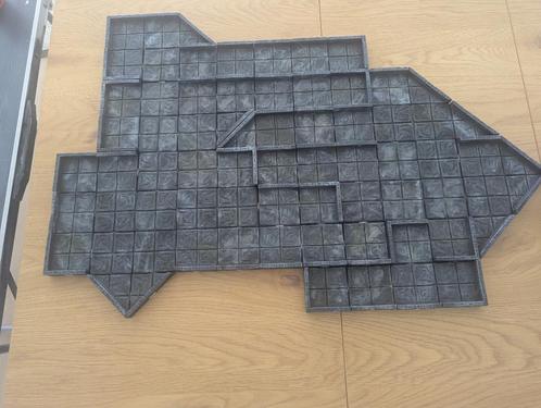 Modulaire/Magnetische Dungeon Tiles (D&D, TTRPG), Spelcomputers en Games, Spelcomputers | Overige Accessoires, Zo goed als nieuw