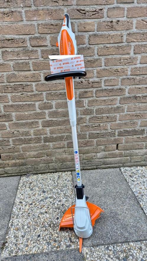 Stihl Accu Bosmaaier/kantenmaaier FSA 45, NIEUW, Tuin en Terras, Grastrimmers, Nieuw, Accu, 10 tot 30 cm, Ophalen