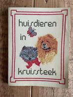 Boek Huisdieren in Kruissteek, Boeken, Ophalen of Verzenden, Gelezen, Borduren en Naaien, Bini en Hans Zwiers