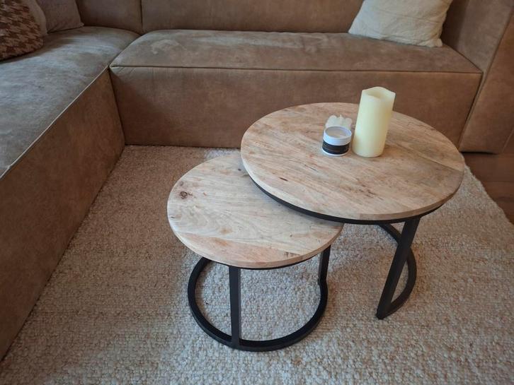 Set van 2 houten bijzettafels, Huis en Inrichting, Tafels | Bijzettafels, Zo goed als nieuw, Rond, Minder dan 45 cm, Minder dan 55 cm