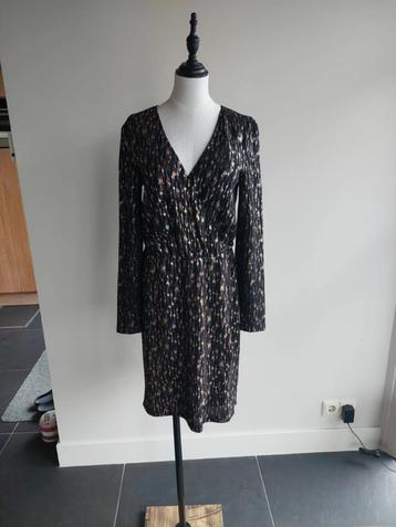 Jurk S - 36 zwart met goud - perfect voor de feestdagen beschikbaar voor biedingen
