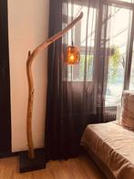 Unieke handgemaakte vloerlamp van takhout, Ophalen of Verzenden, Zo goed als nieuw, Hout, 150 tot 200 cm