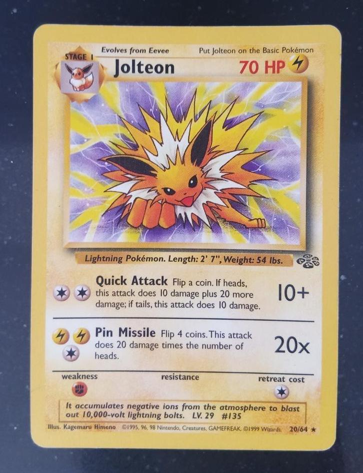 Jolteon Pokemonkaart (1e generatie), Hobby en Vrije tijd, Verzamelkaartspellen | Pokémon, Zo goed als nieuw, Losse kaart, Ophalen