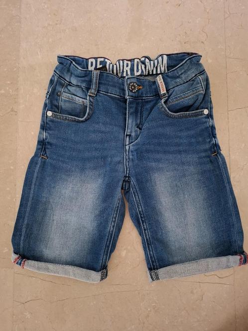 korte blauwe spijkerbroek van Retour, Kinderen en Baby's, Kinderkleding | Maat 134, Zo goed als nieuw, Jongen, Broek, Ophalen of Verzenden