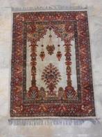 TL72 Perzisch tapijt zijdeachtig rood oranje beige groen, Ophalen of Verzenden, Rood