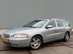 Volvo V70 2.5 T AUT Edition Sport/Leder/Trekhaak/Youngtimer, Auto's, Volvo, Euro 5, 1800 kg, Navigatiesysteem, 2521 cc