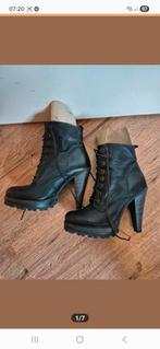 Invito hakschoenen 38, Ophalen of Verzenden, Zo goed als nieuw, Sneakers of Gympen