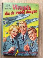 W.N. van der Sluys - Vleugels die de vrede dragen -, Boeken, Ophalen of Verzenden, Gelezen, Fictie algemeen