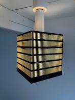 Stijlvolle vintage, midcentury design hanglamp, jaren ‘60, Huis en Inrichting, Gebruikt, Vintage retro midcentury design Deens design antiek Dutch