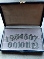 Vintage, tafelgasten kaartnummers Cijfers in doos, Ophalen of Verzenden