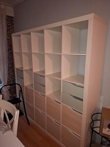 Grote Ikea Kallax kast met inzetstukken - 182x182 cm