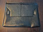 Laptophoes / laptoptas Ideal of Sweden zwart croco, Ophalen, 16 inch, Zo goed als nieuw, Ideal of Sweden