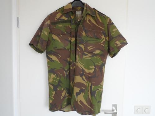 Jas overhemd woodland camou korte mouw mt 48/50, gebruikt, Verzamelen, Militaria | Algemeen, Landmacht, Overige typen, Nederland