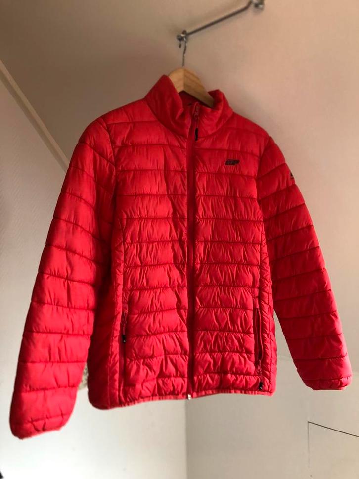 Rood Mountain Peak Pufferjack Jasje Mt L Jas, Kleding | Dames, Jassen | Winter, Gedragen, Rood, Ophalen of Verzenden